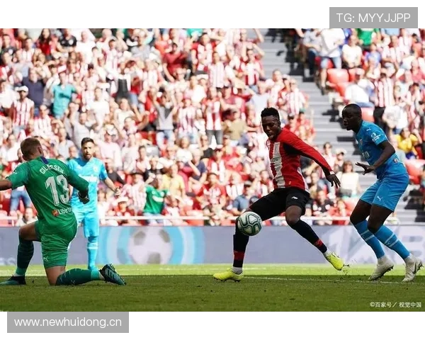 阿贾克斯争冠能力明显下降，赛季表现波动影响竞争格局